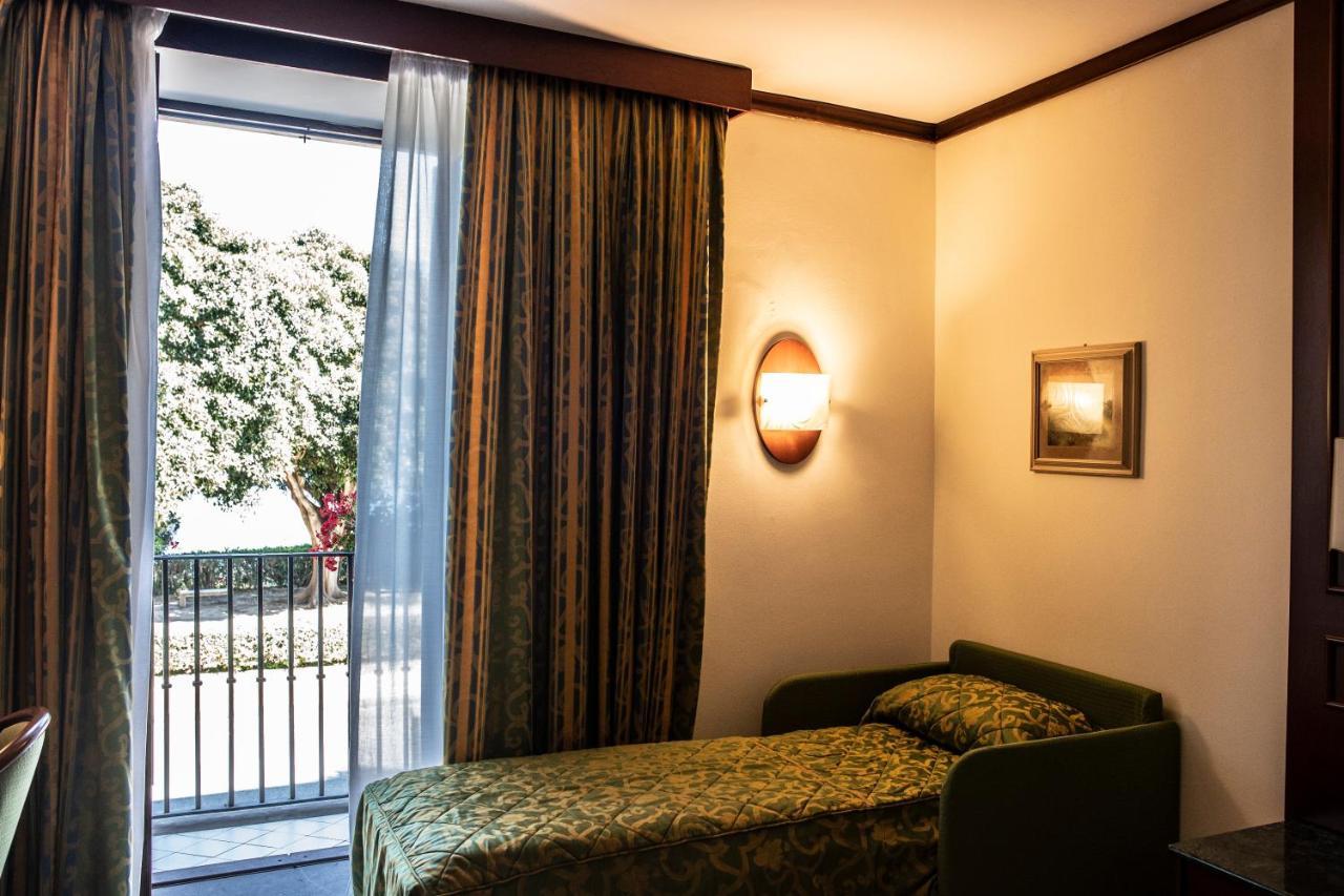 Hotel Garibaldi ميلاتسو المظهر الخارجي الصورة